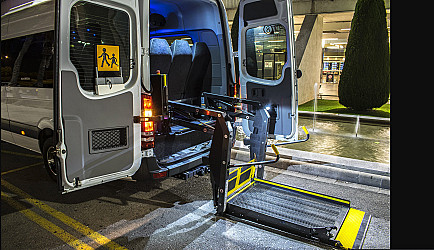 ✈️ Wheelchair Accessible Airport Rides